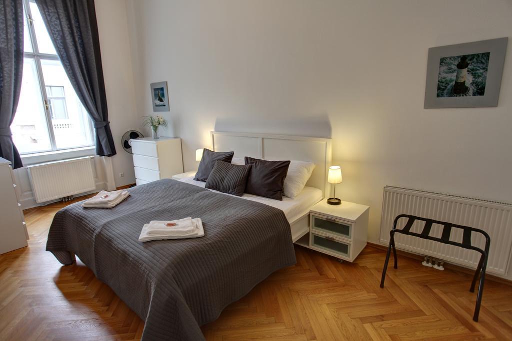 Gasser Apartments - Altstadt City Center Vienne Chambre photo