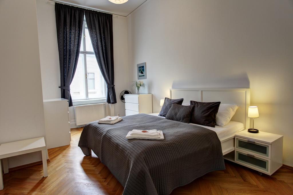 Gasser Apartments - Altstadt City Center Vienne Chambre photo